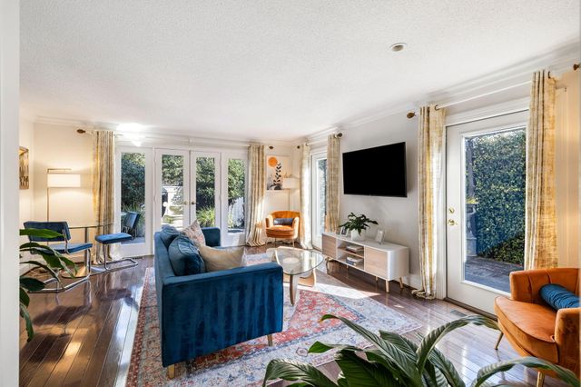 16 Logan Street A, Charleston, SC 29401