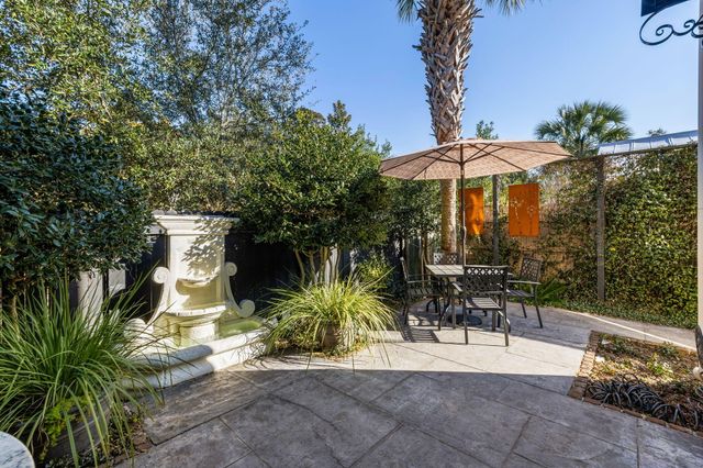 16 Logan Street A, Charleston, SC 29401