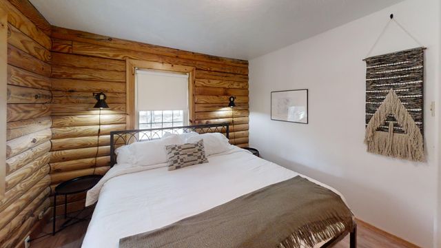 51862 Pine Loop Drive, La Pine, OR 97739