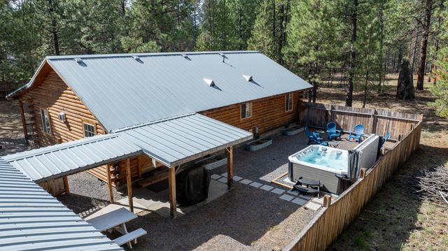 51862 Pine Loop Drive, La Pine, OR 97739