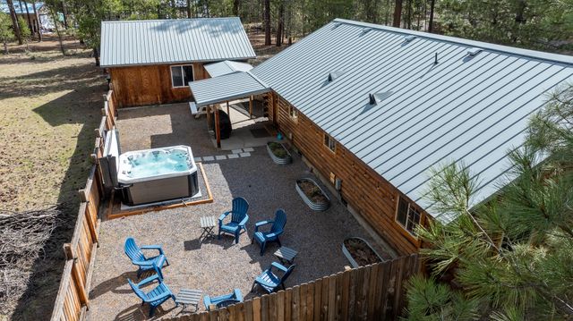 51862 Pine Loop Drive, La Pine, OR 97739