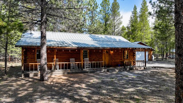 51862 Pine Loop Drive, La Pine, OR 97739