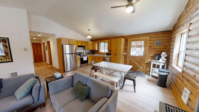 51862 Pine Loop Drive, La Pine, OR 97739