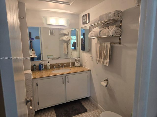 1950 N Andrews Ave 208D, Wilton Manors, FL 33311
