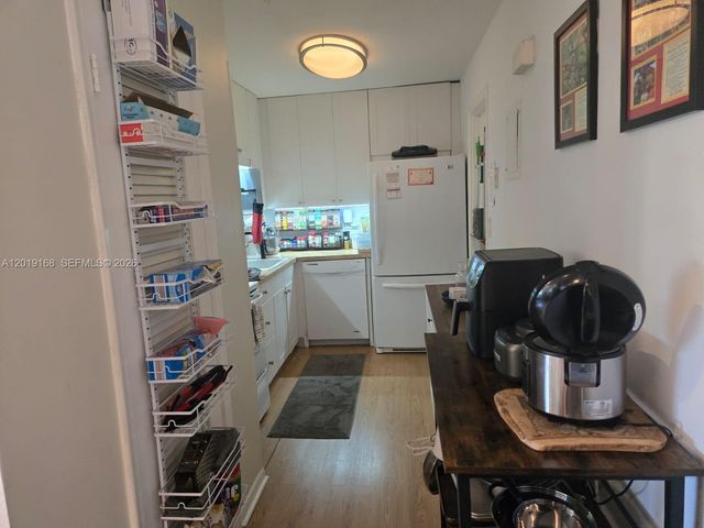 1950 N Andrews Ave 208D, Wilton Manors, FL 33311