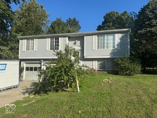 6618 Stearns Hill Court, Indianapolis, IN 46237