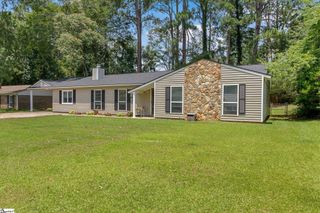 206 Aberdeen Lane, Spartanburg, SC 29307