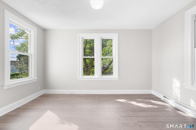 94 Walnut Street, Waterbury, CT 06704
