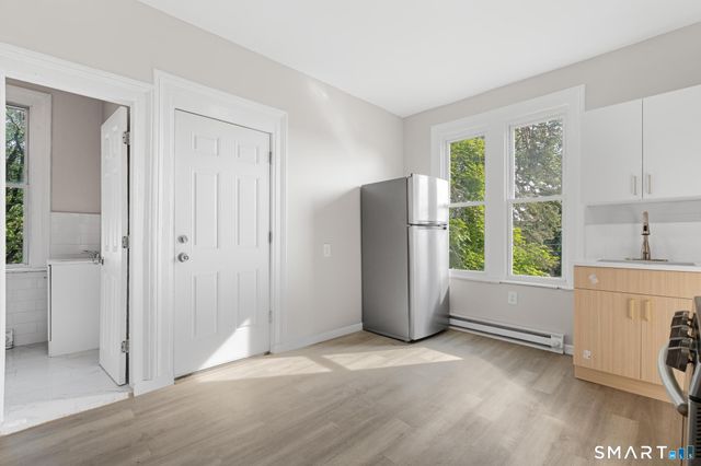 94 Walnut Street, Waterbury, CT 06704