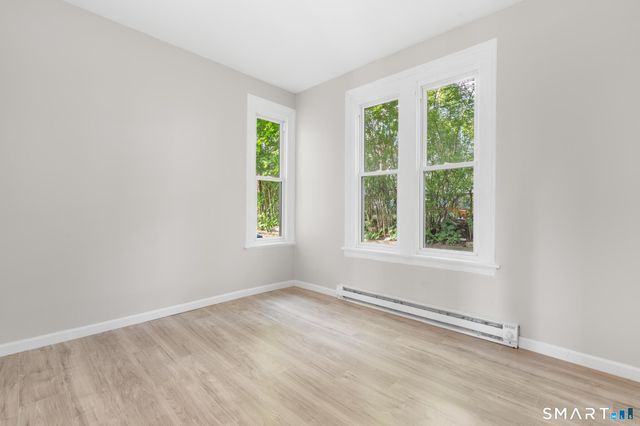 94 Walnut Street, Waterbury, CT 06704