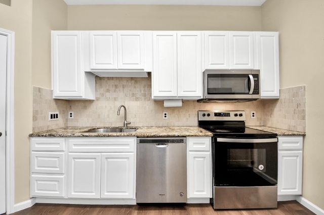 2710 Grants Lake Boulevard H3, Sugar Land, TX 77479