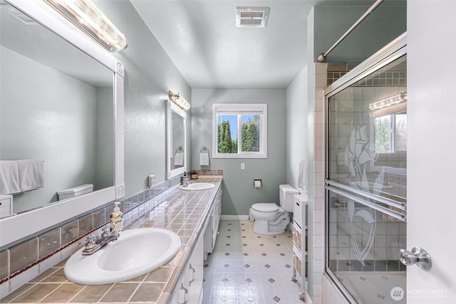 2721 Mcleod Road, Bellingham, WA 98225