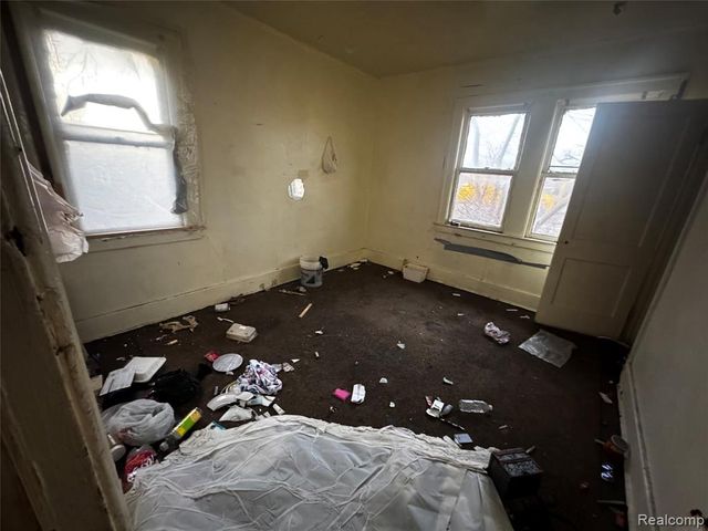 4044 Clairmount Street, Detroit, MI 48204