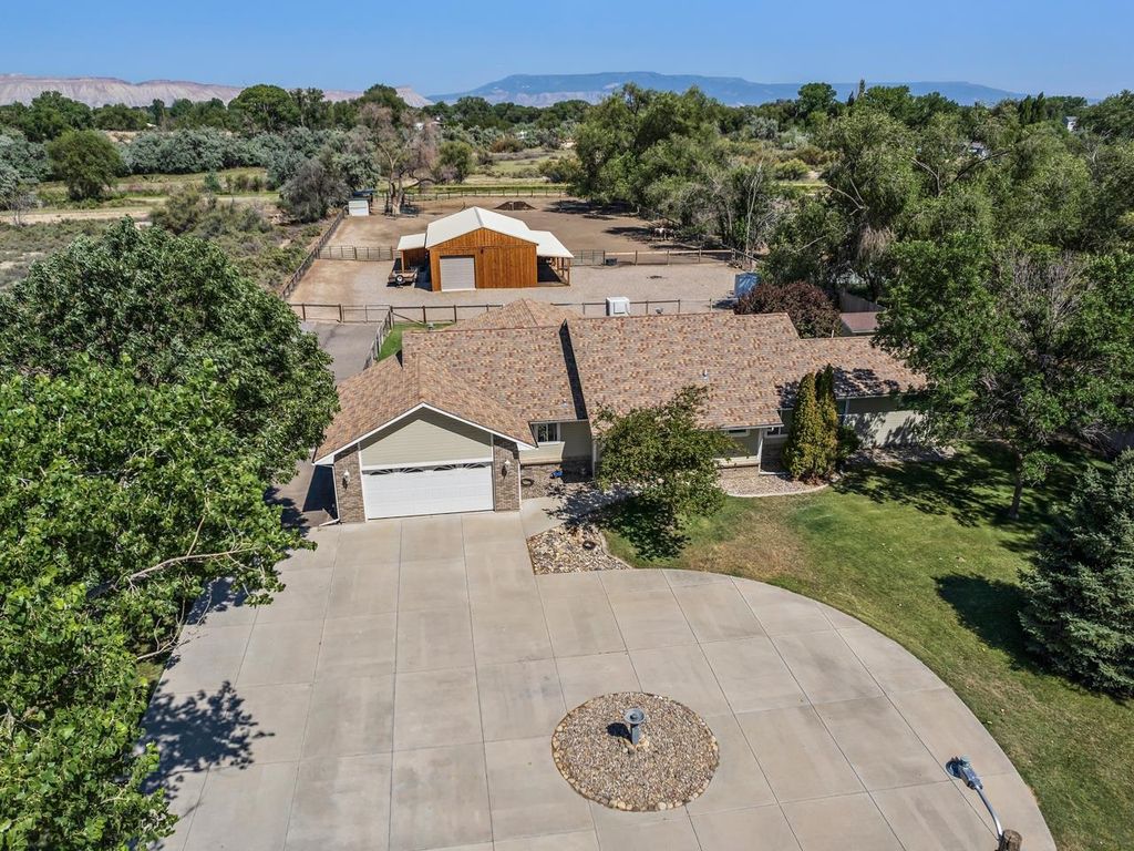 824 24 Road, Grand Junction, CO 81505