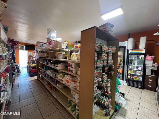 4071 Main Street, Los Angeles, CA 90037