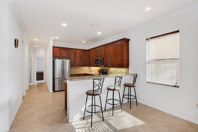 7533 Topiary Avenue, Boynton Beach, FL 33437