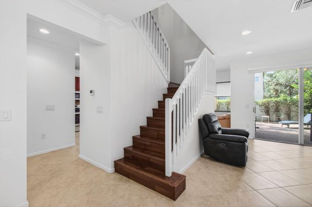 7533 Topiary Avenue, Boynton Beach, FL 33437