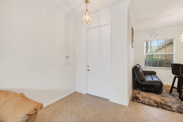 7533 Topiary Avenue, Boynton Beach, FL 33437