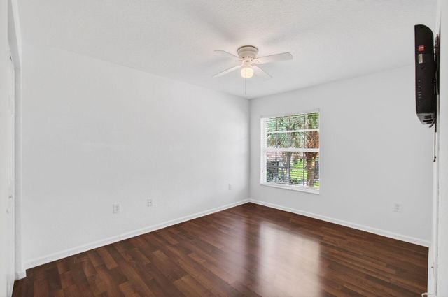 7533 Topiary Avenue, Boynton Beach, FL 33437