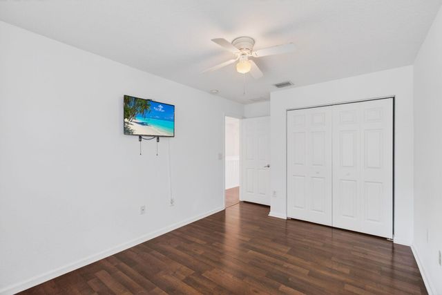 7533 Topiary Avenue, Boynton Beach, FL 33437