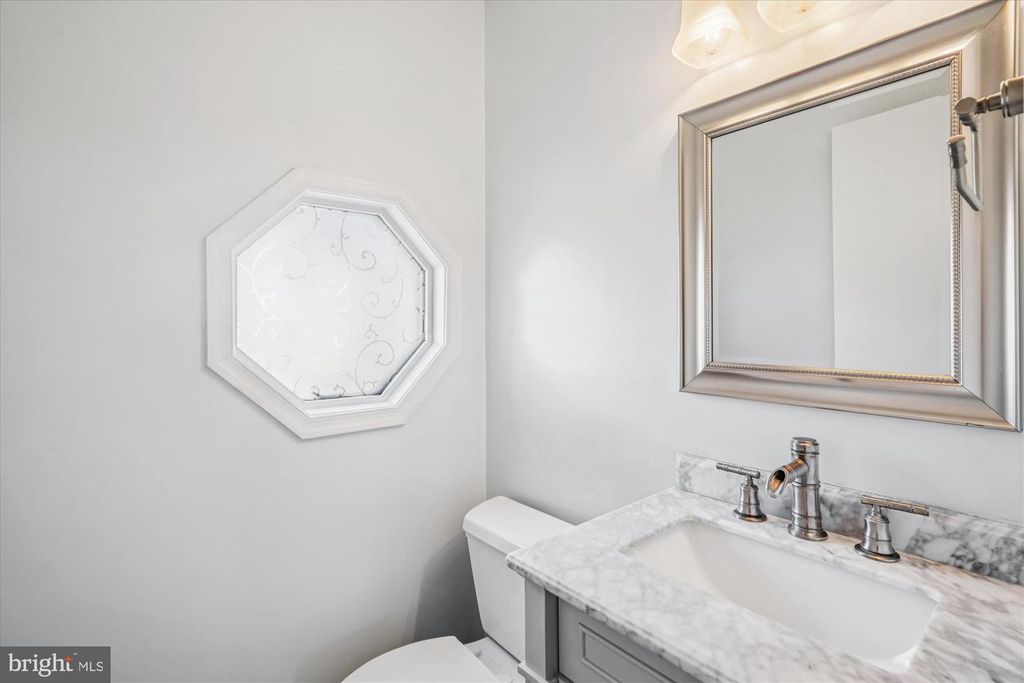 Image 17 of property listing at 12310 SWEETBOUGH CT #85, Gaithersburg, MD 20878