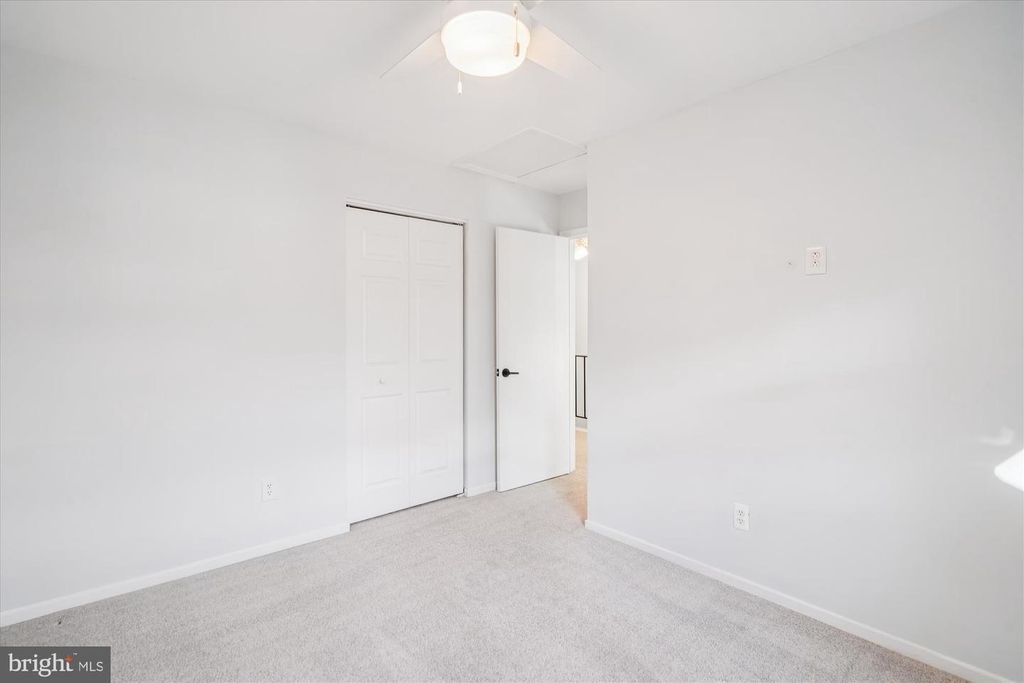 Image 20 of property listing at 12310 SWEETBOUGH CT #85, Gaithersburg, MD 20878