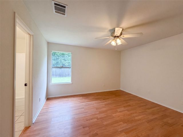 6505 Big Springs Drive, Arlington, TX 76001