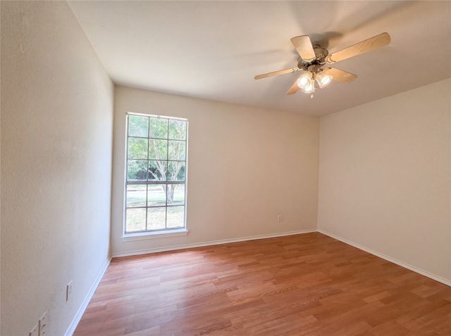 6505 Big Springs Drive, Arlington, TX 76001