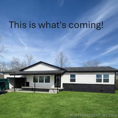 1817 S Elm Avenue, Broken Arrow, OK 74012