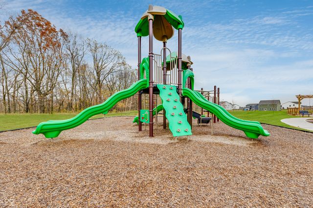 395 Chester Lane, Pittsboro, IN 46167