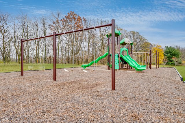 395 Chester Lane, Pittsboro, IN 46167