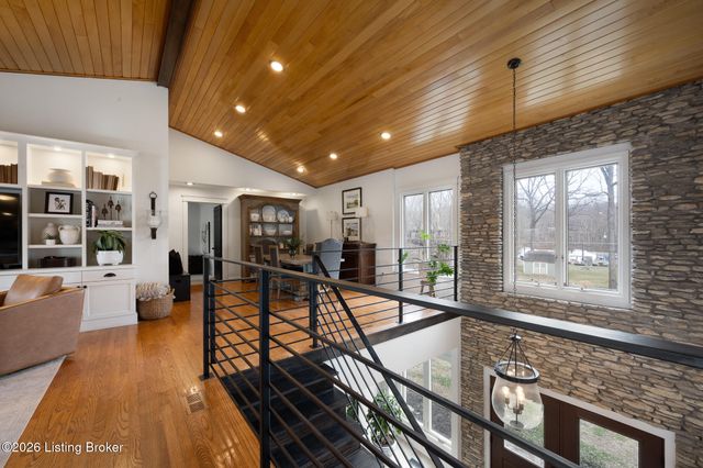 3028 Belknap Beach Rd, Prospect, KY 40059