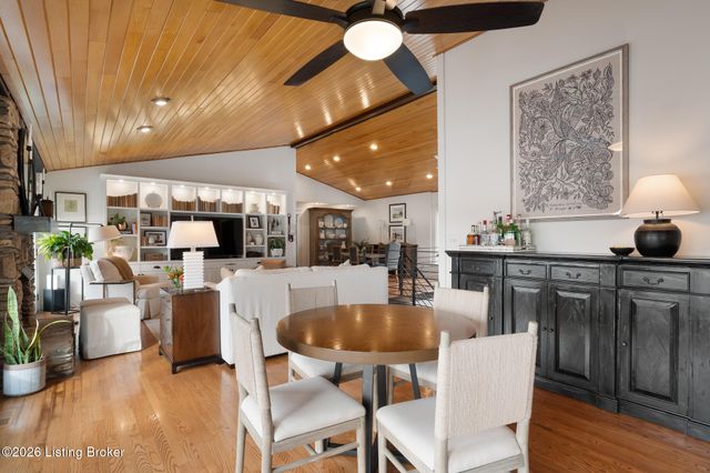 3028 Belknap Beach Rd, Prospect, KY 40059