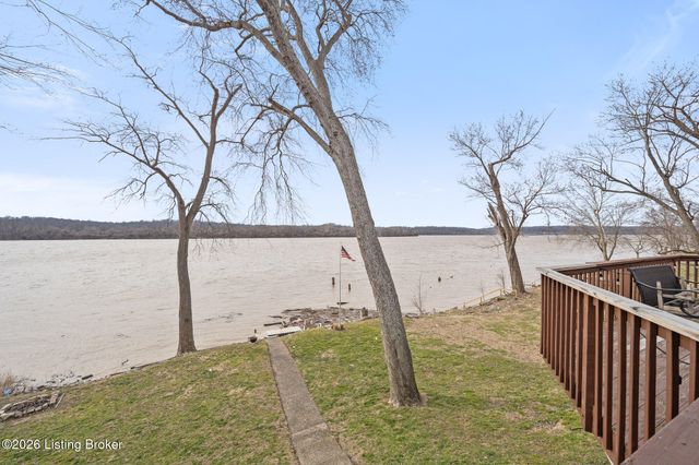 3028 Belknap Beach Rd, Prospect, KY 40059