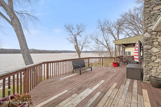 3028 Belknap Beach Rd, Prospect, KY 40059