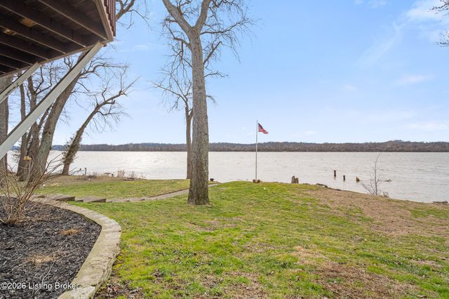 3028 Belknap Beach Rd, Prospect, KY 40059