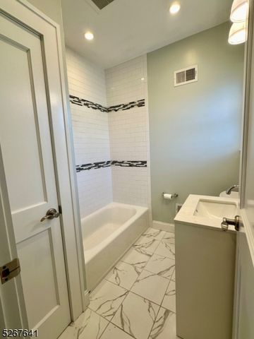 92 3rd Avenue, Garwood Boro, NJ 07027