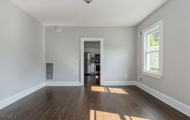 92 3rd Avenue, Garwood Boro, NJ 07027