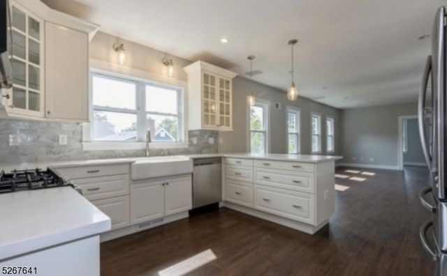 92 3rd Avenue, Garwood Boro, NJ 07027