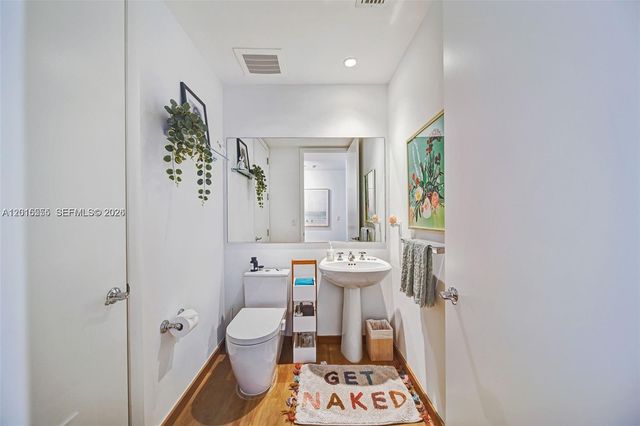 100 S Pointe Dr 1608, Miami Beach, FL 33139