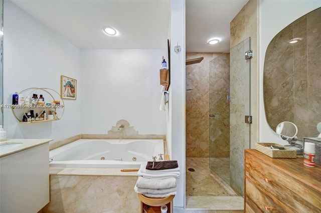 100 S Pointe Dr 1608, Miami Beach, FL 33139
