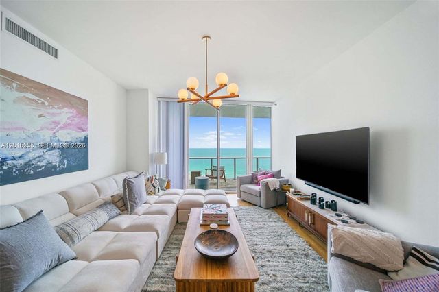 100 S Pointe Dr 1608, Miami Beach, FL 33139