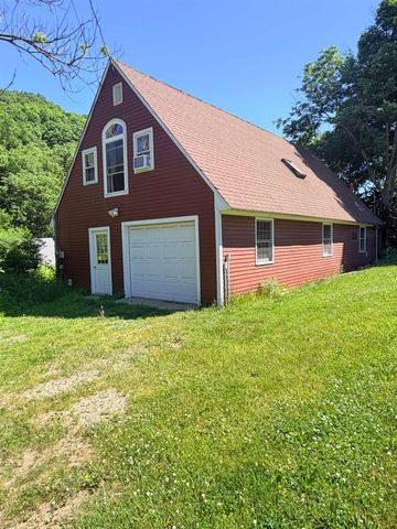 87 Mechanic Street, Alstead, NH 03602