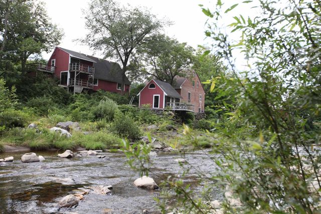 87 Mechanic Street, Alstead, NH 03602