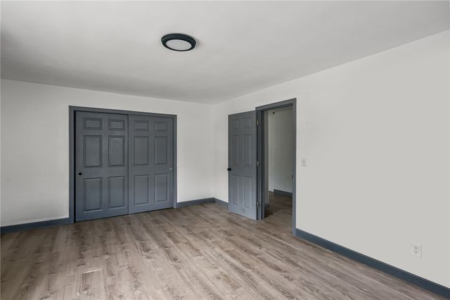 172 Knotty Oak Road, Coventry, RI 02816