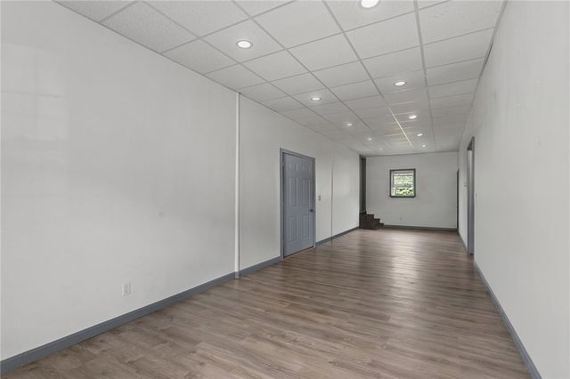 172 Knotty Oak Road, Coventry, RI 02816