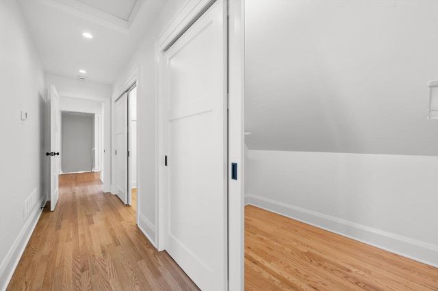 5961 N Kent AVENUE, Whitefish Bay, WI 53217