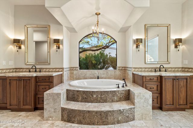 4839 E Placita Provida, Tucson, AZ 85718