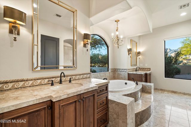 4839 E Placita Provida, Tucson, AZ 85718