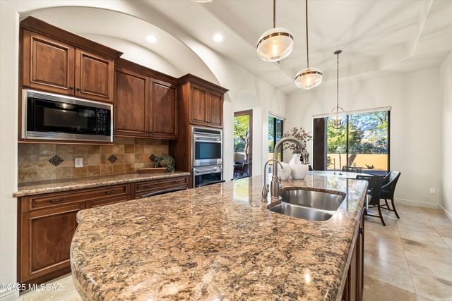 4839 E Placita Provida, Tucson, AZ 85718